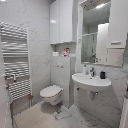 Apartament Rados *
