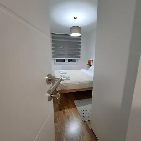 Radoš Apartamento *